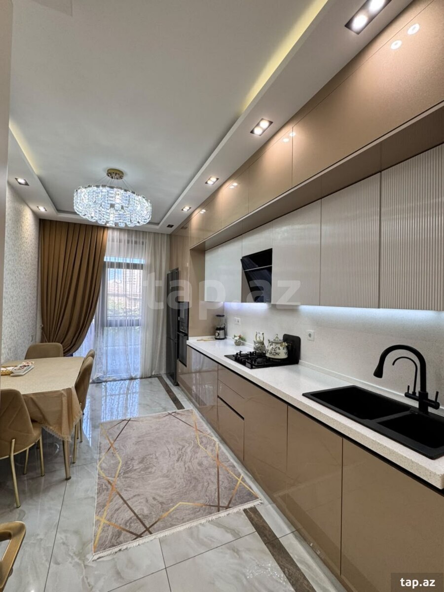 4-otaqlı yeni tikili, Nərimanov r., 125 m²