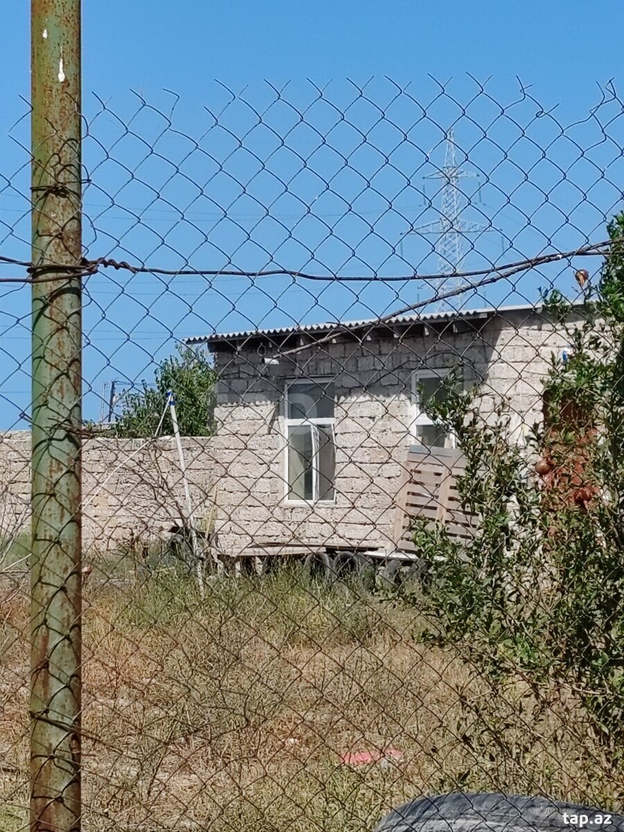 2 otaqlı həyət evi satılır, Binə, Bakı