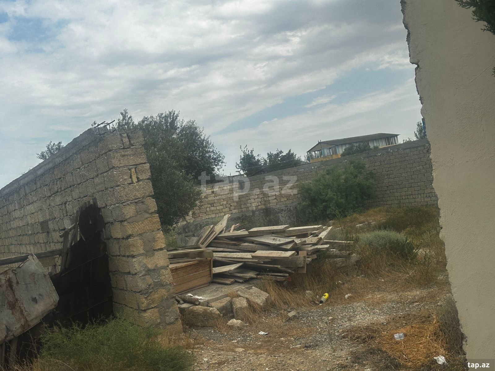 Land for sale, Baku