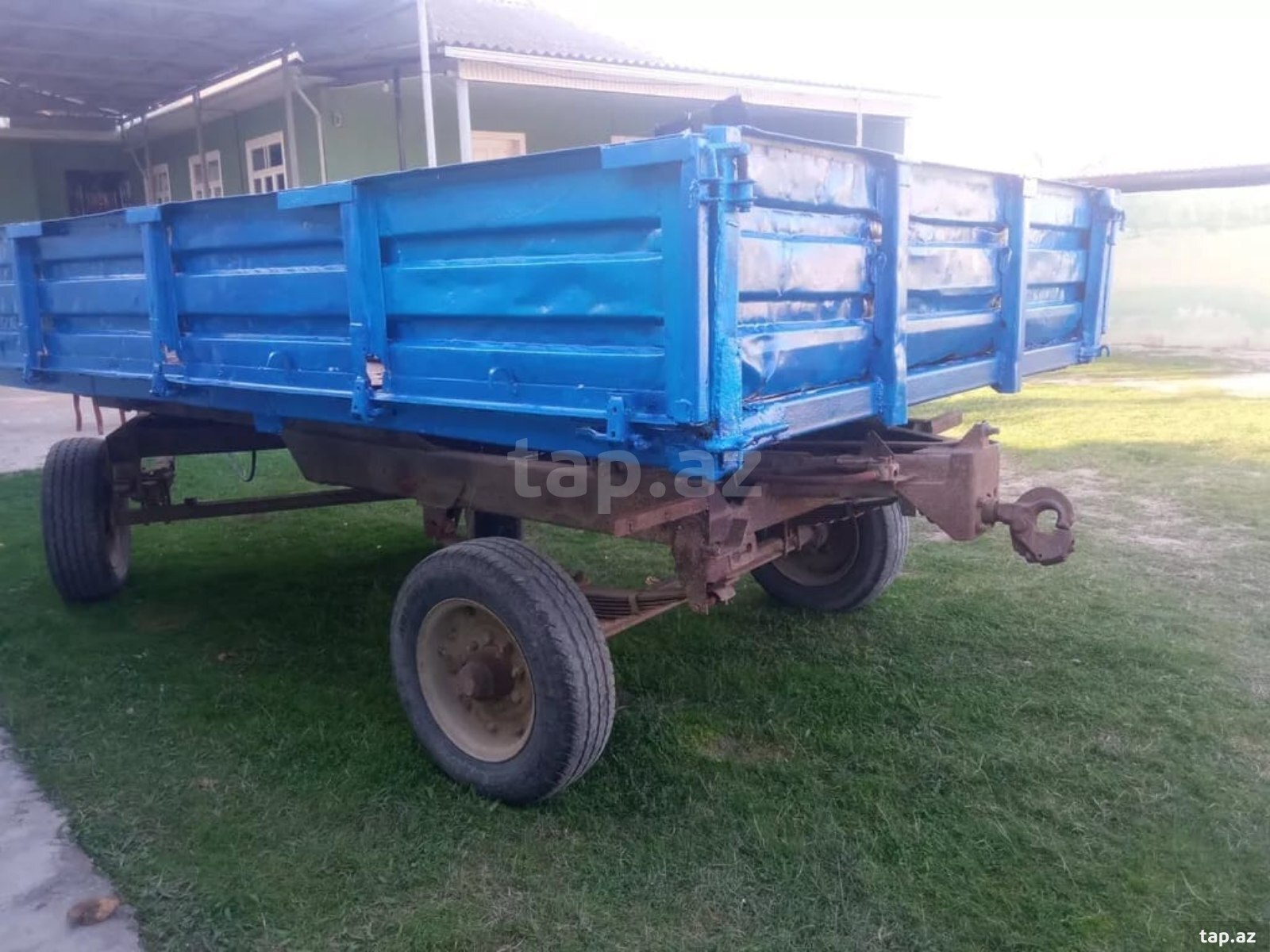 Traktor lapedi(qoşqusu)
