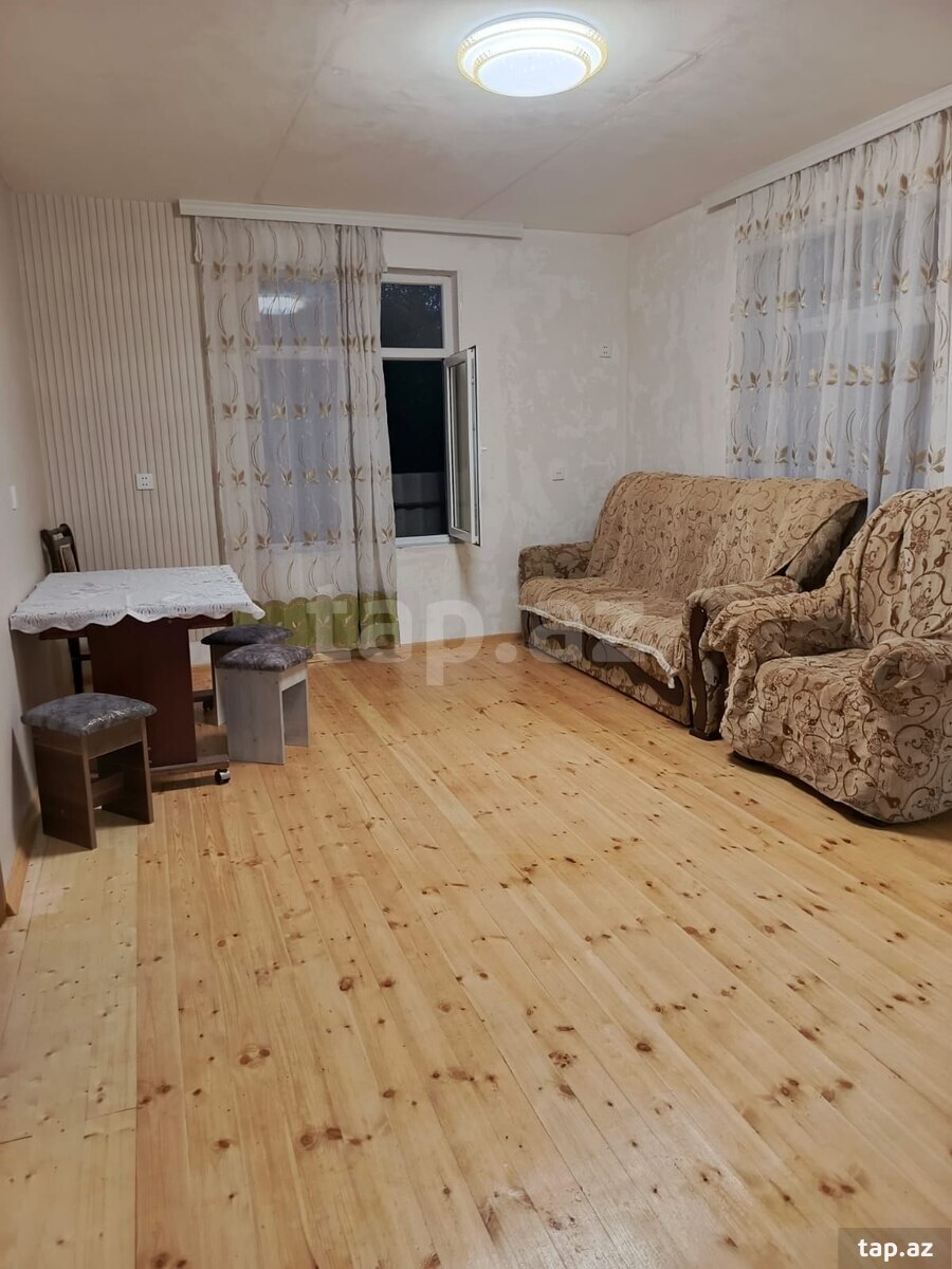 Həyət evi kirayə verilir, Mingəçevir ş.