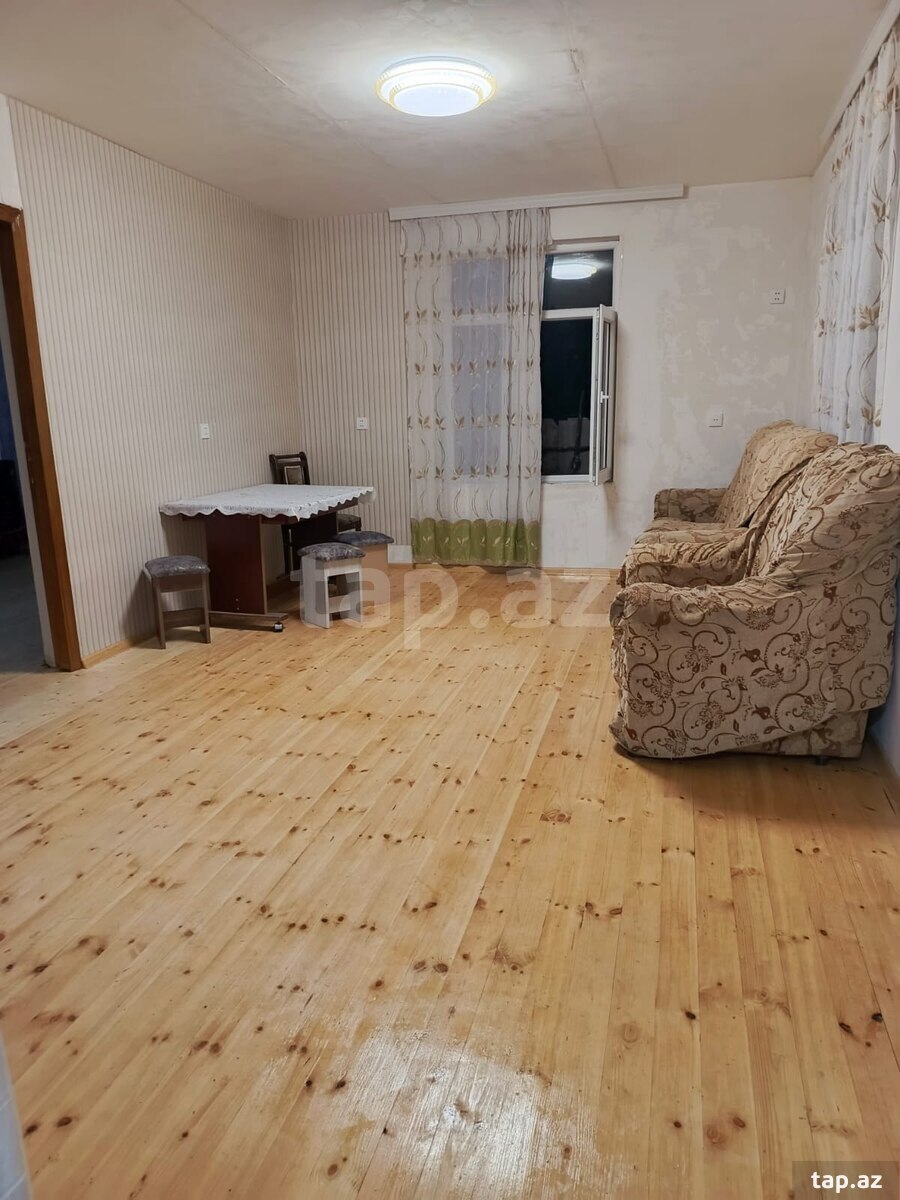 Həyət evi kirayə verilir, Mingəçevir ş.
