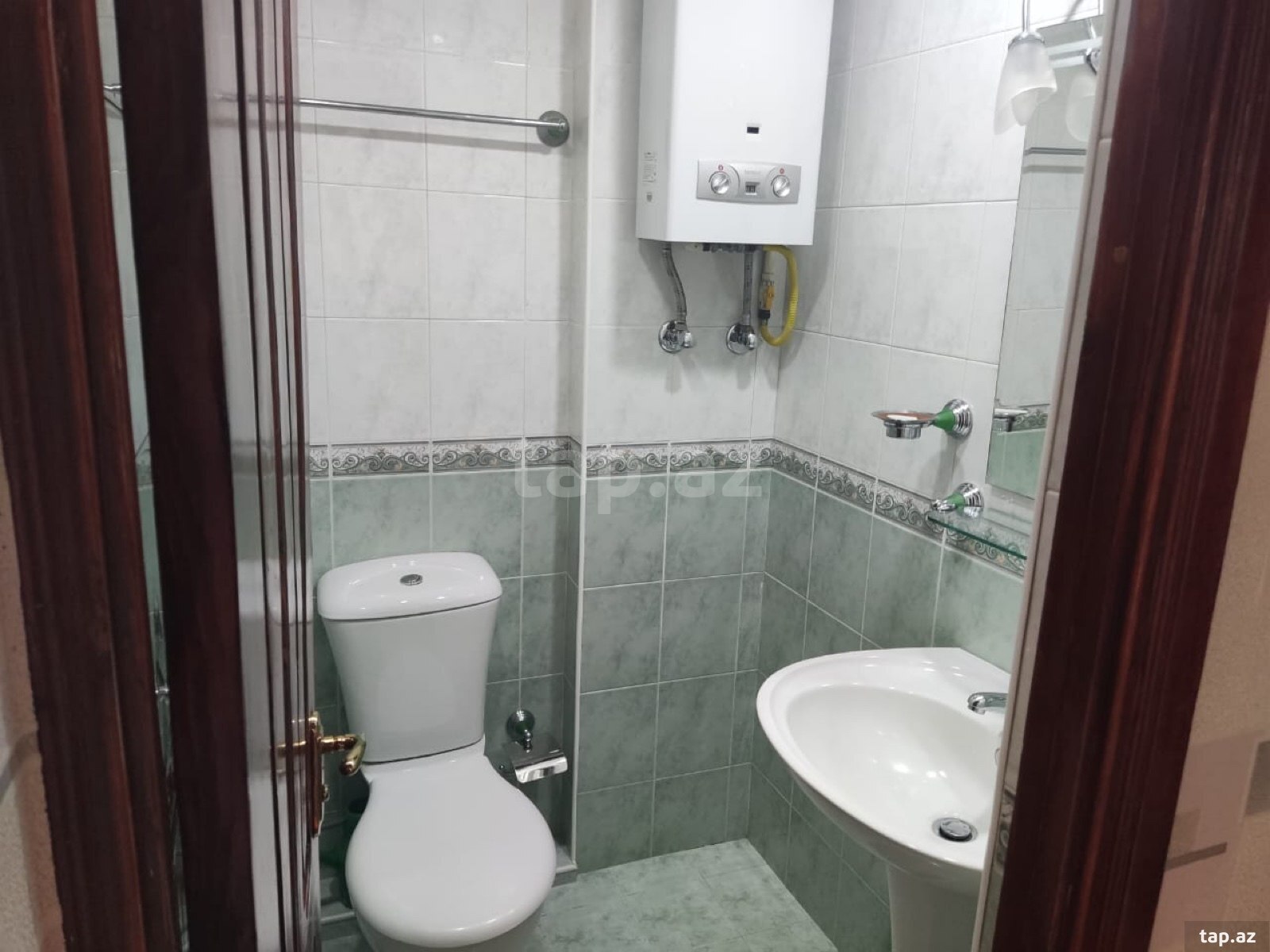 4-otaqlı mənzil kirayə verilir, Rövşən Hüseynov küç., 110 m²