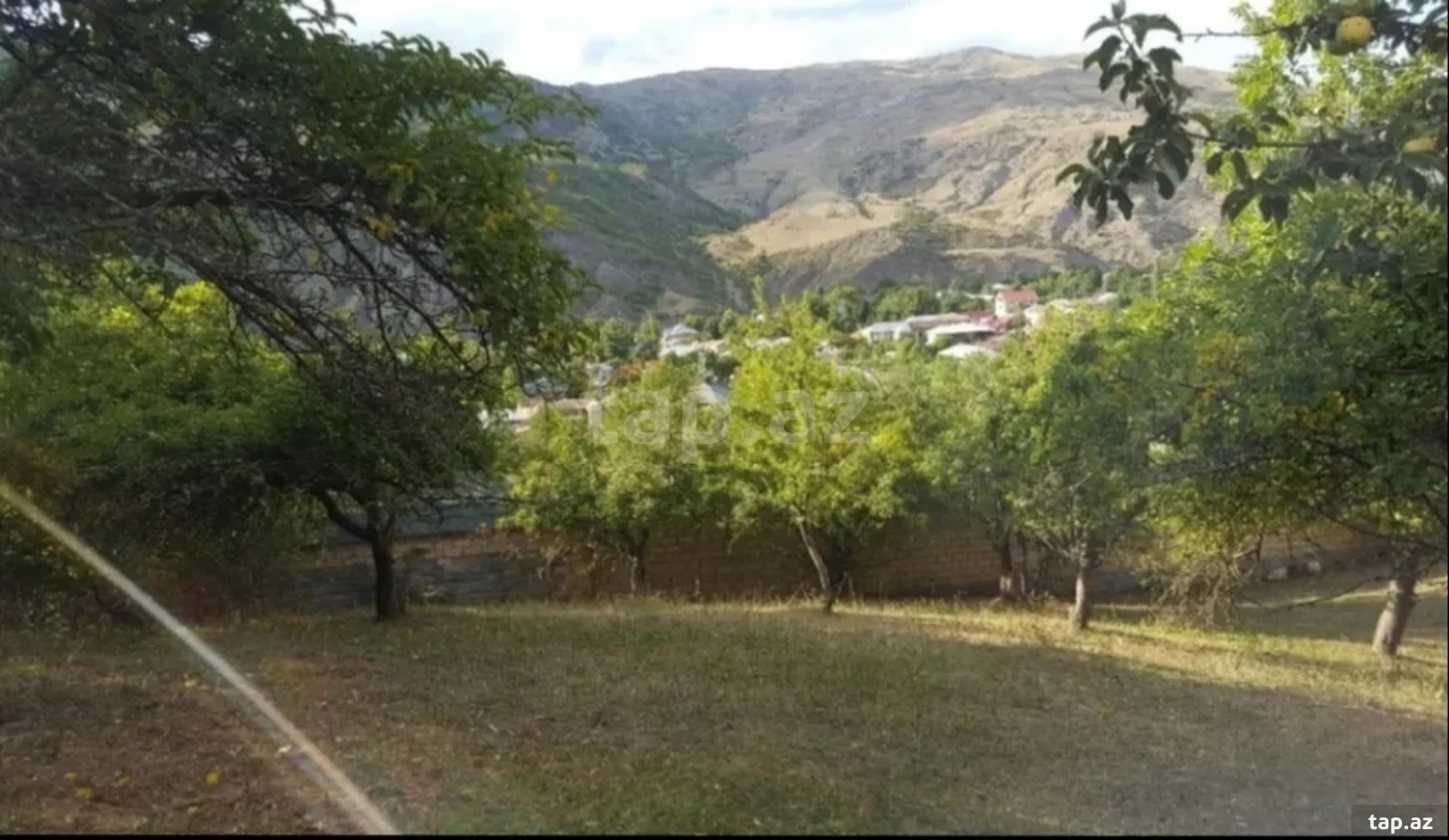 Torpaq satılır, İsmayıllı, İsmayıllı