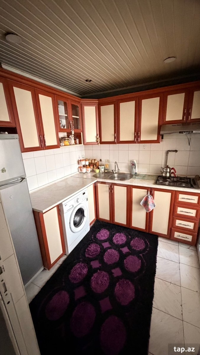 3-otaqlı mənzil, Gəncə ş., 70 m²
