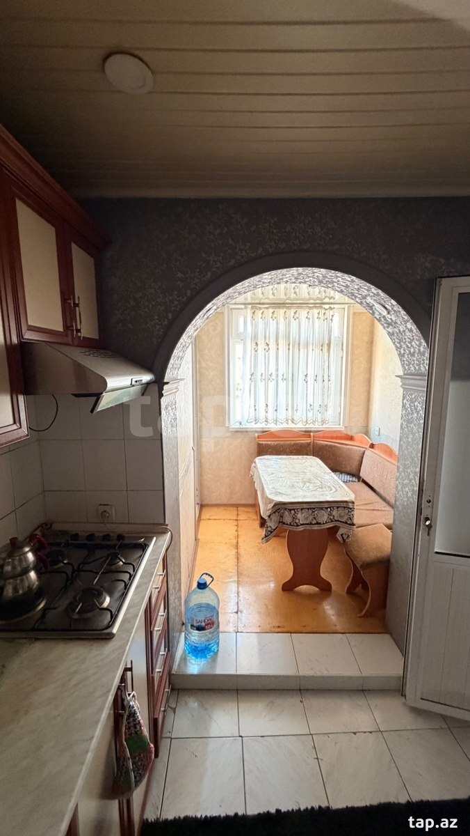 3-otaqlı mənzil, Gəncə ş., 70 m²