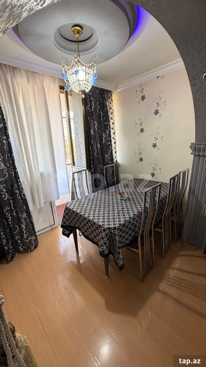 3-otaqlı mənzil, Gəncə ş., 70 m²