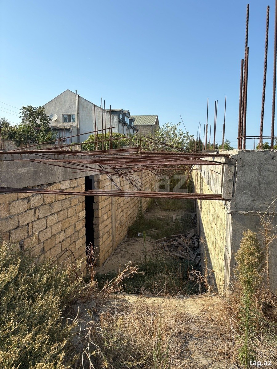14 sot torpaq sahəsi, Saray qəs.