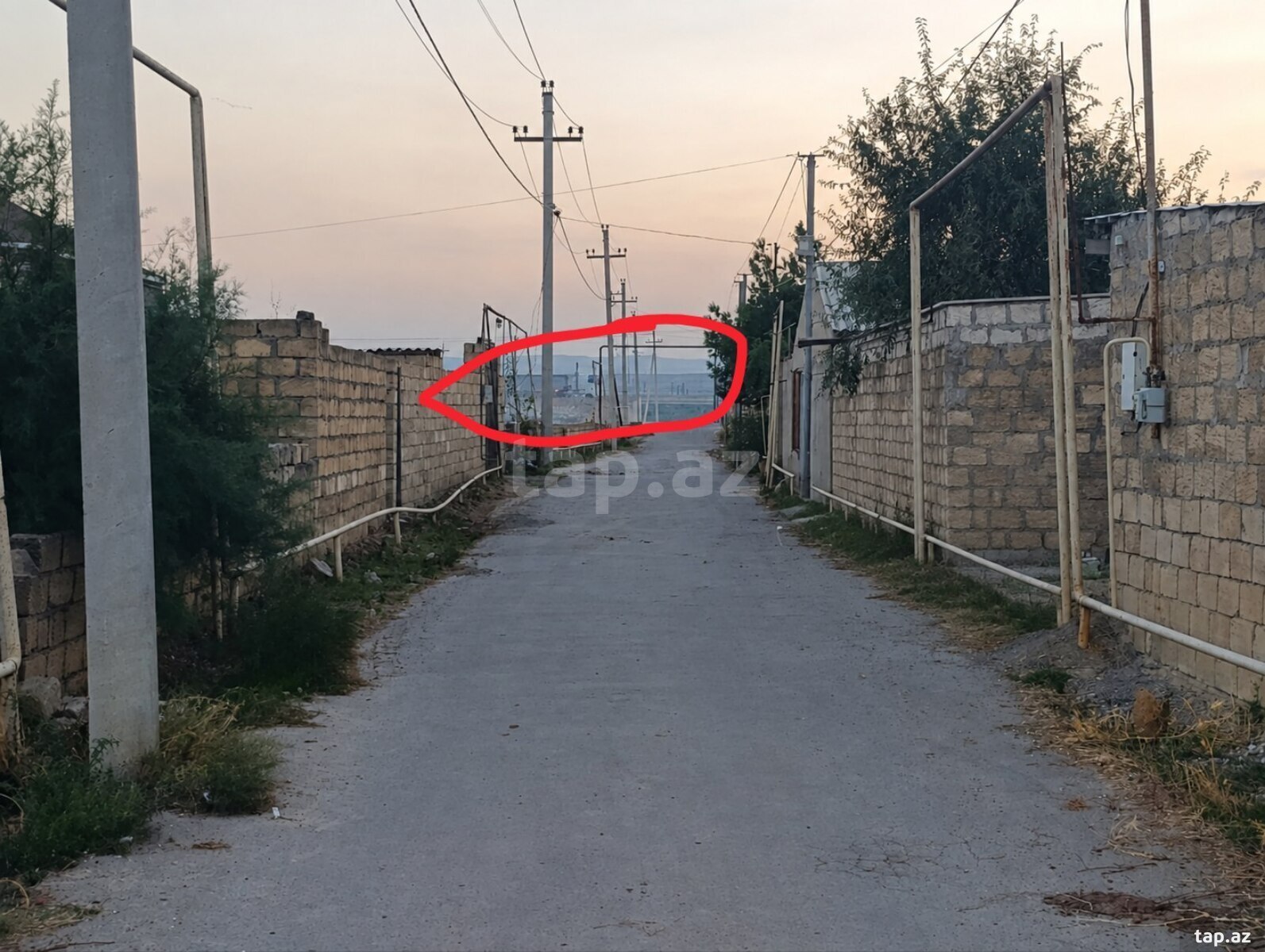 Torpaq satılır, Sumqayıt
