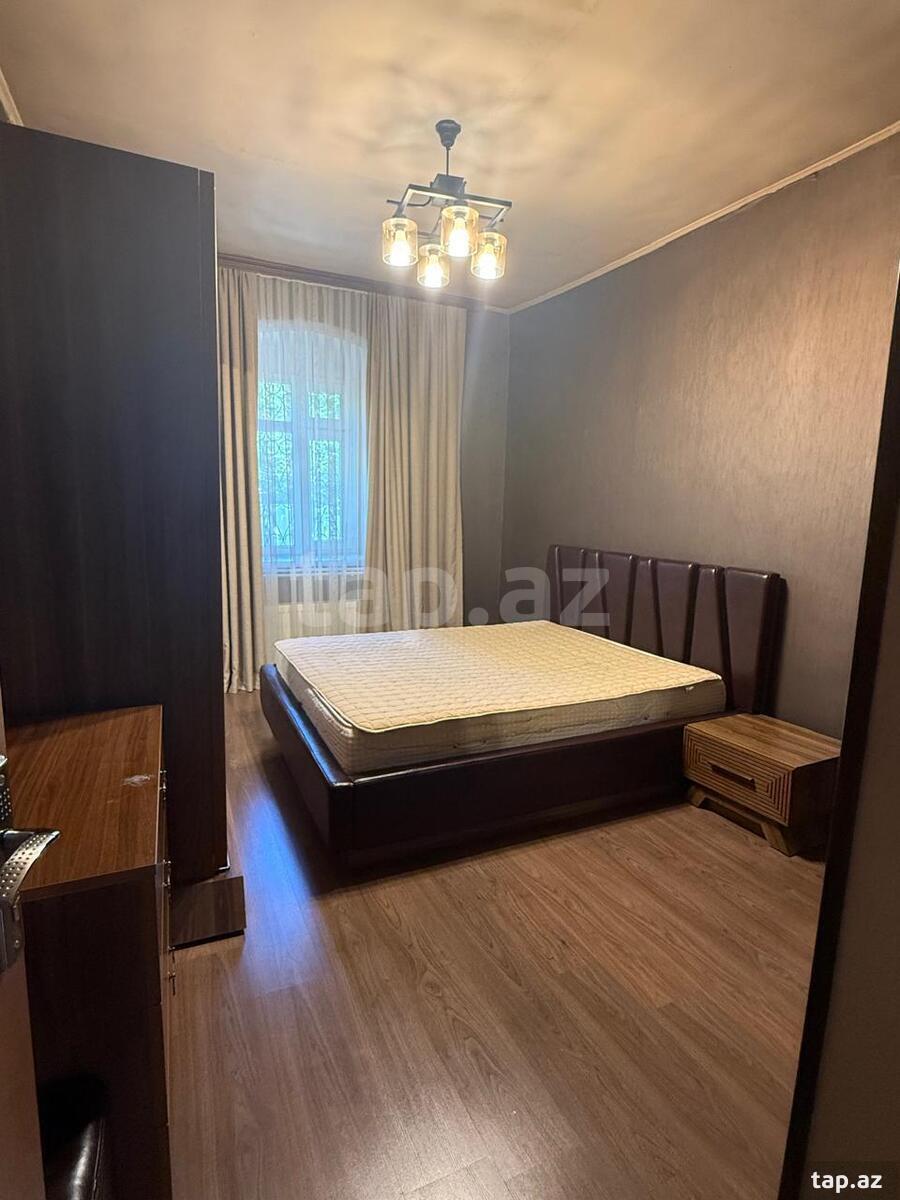 4-otaqlı mənzil kirayə verilir, 28 May m., 120 m²