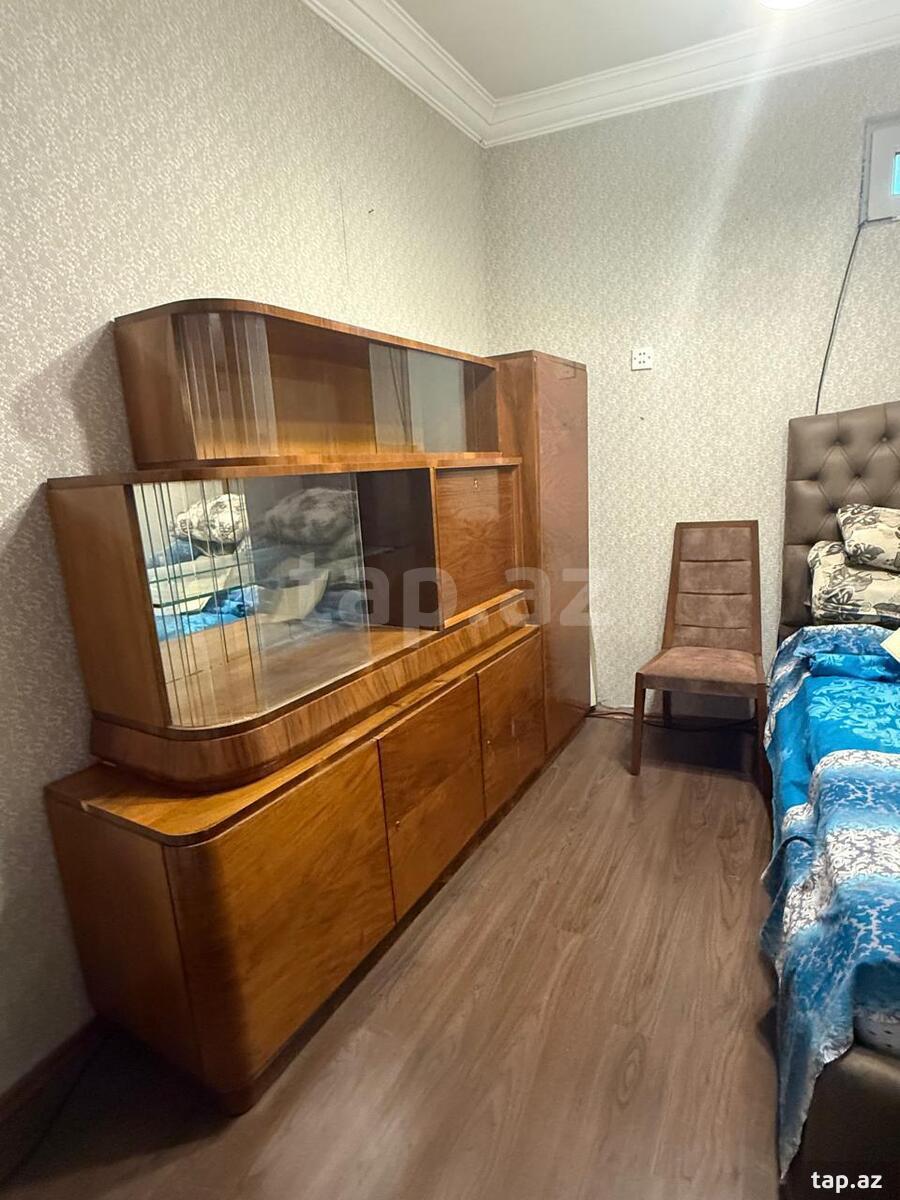 4-otaqlı mənzil kirayə verilir, 28 May m., 120 m²