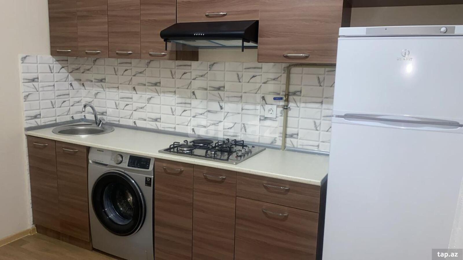 4-otaqlı yeni tikili kirayə verilir, Binəqədi r., 100 m²