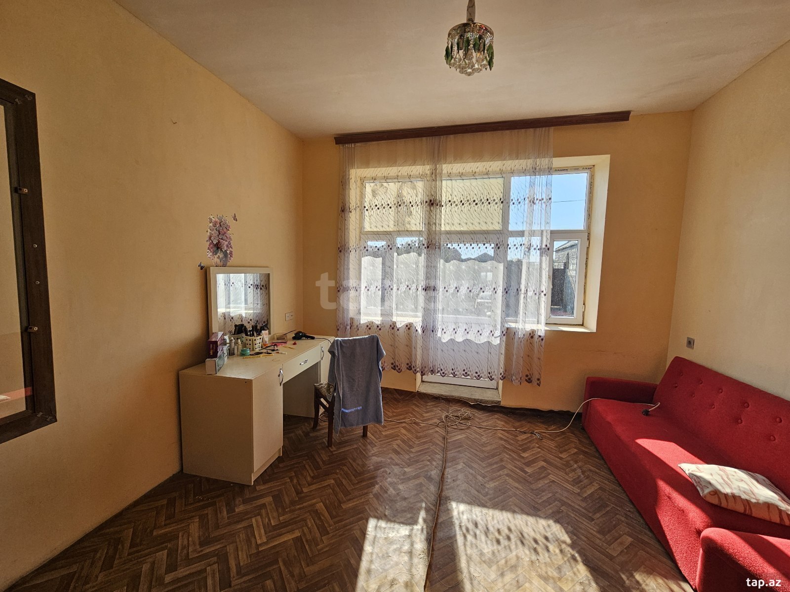4-otaqlı mənzil, Gəncə ş., 110 m²