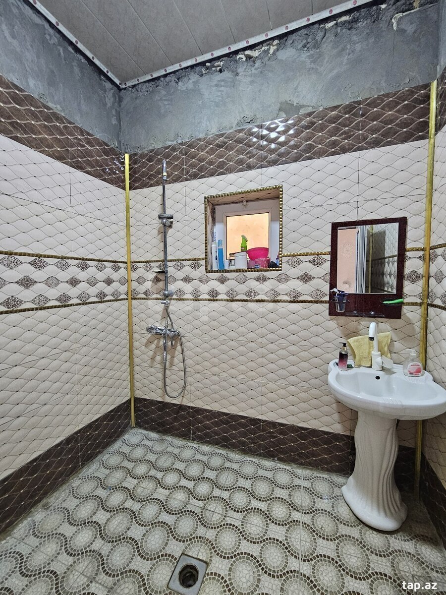 4-otaqlı mənzil, Gəncə ş., 110 m²