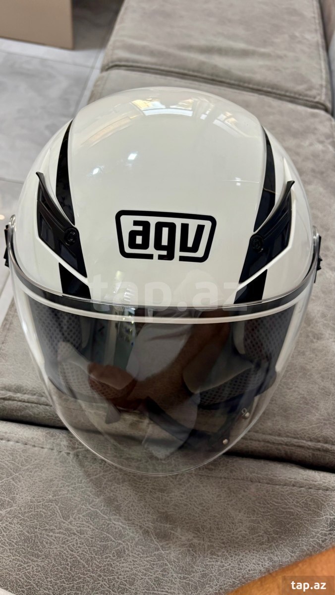 AGV Blade moto dəbilqəsi