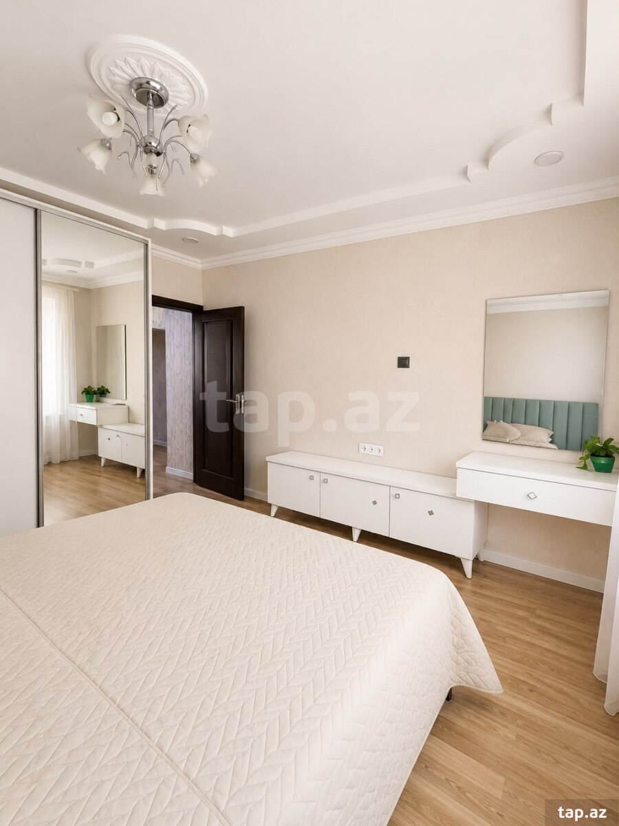 3 otaqlı mənzil satılır, Bakı