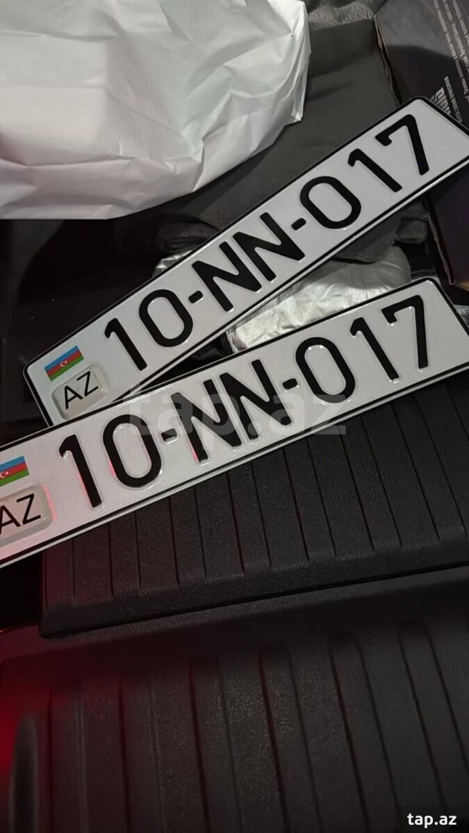Avtomobil qeydiyyat nişanı -10-NN-017
