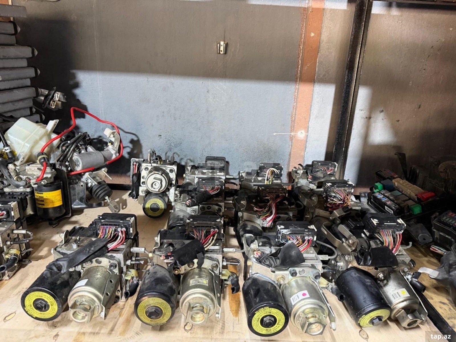 Toyota Prius 20, 30 abs bloku