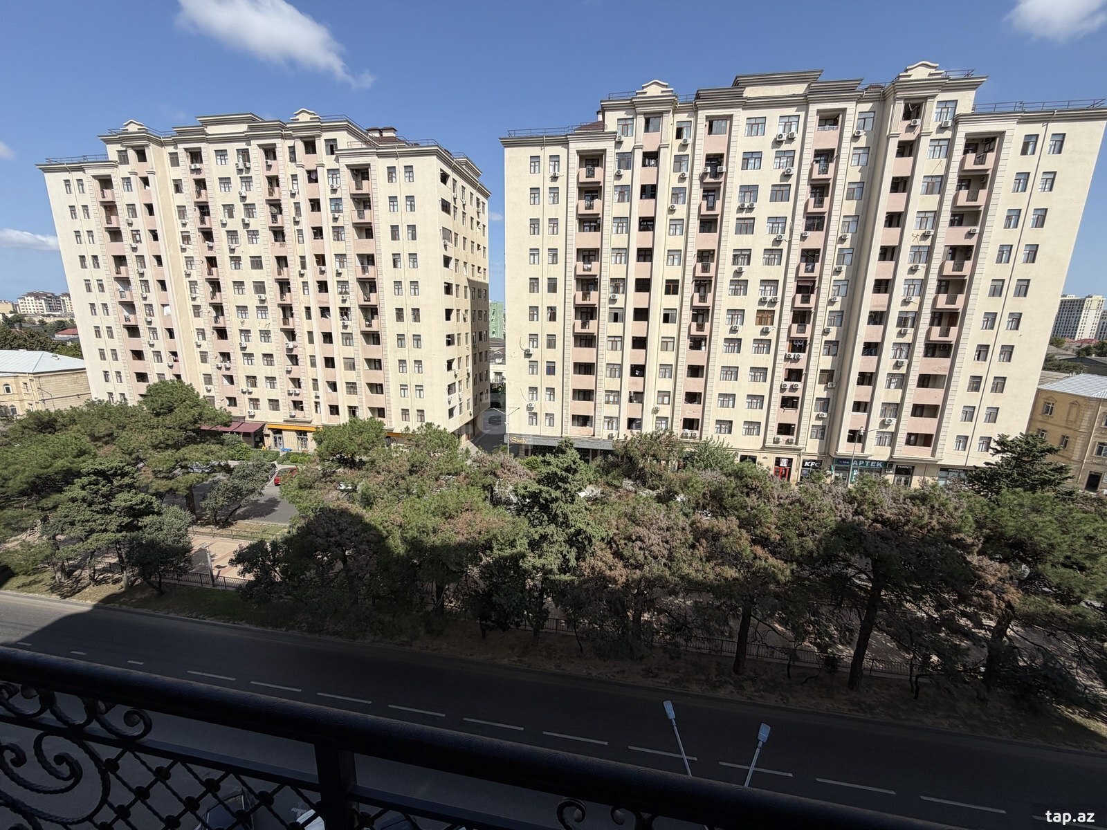 3-room apartment for sale, Bakikhanov, Baku