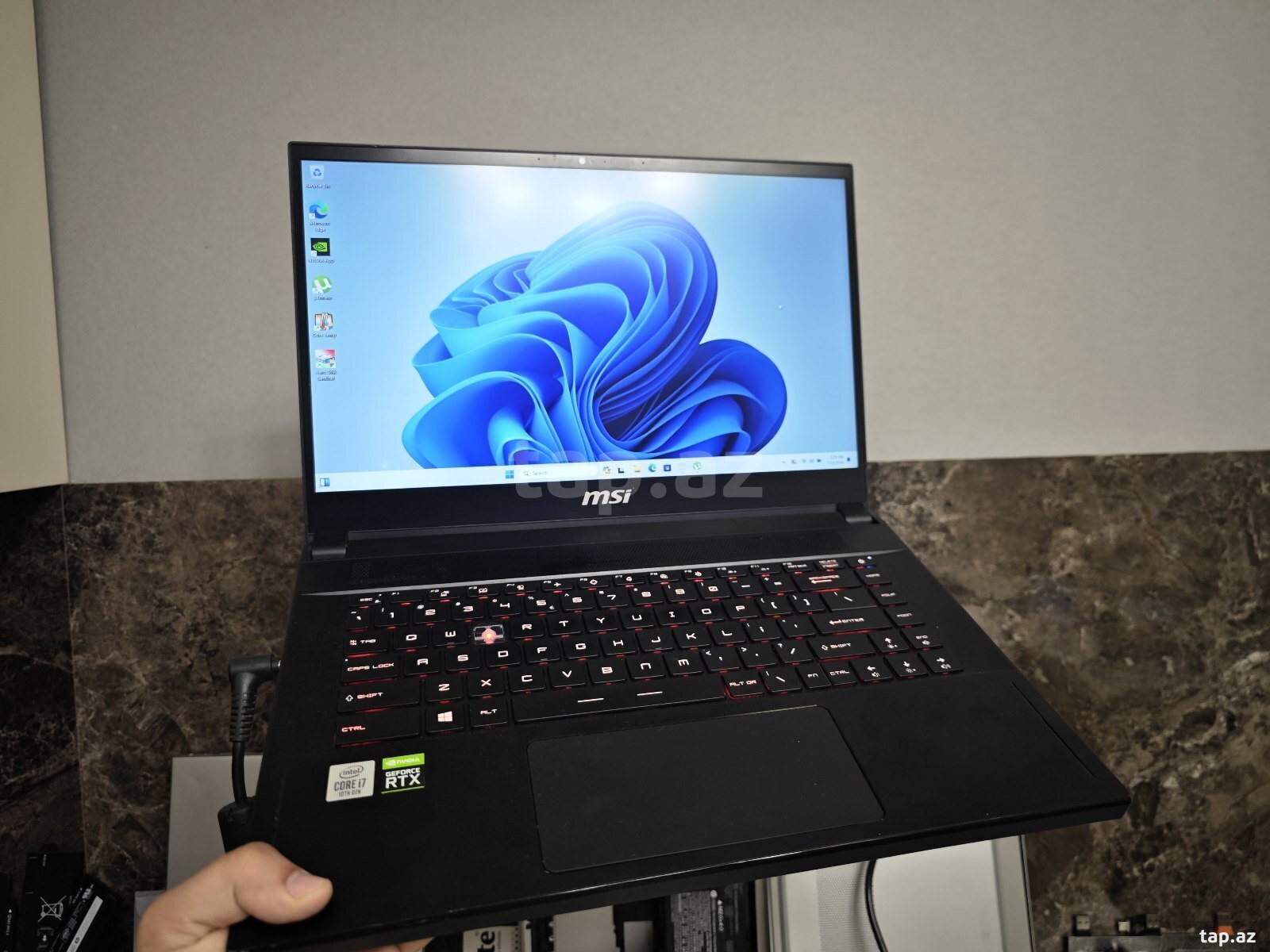 Oyun noutbuku MSİ