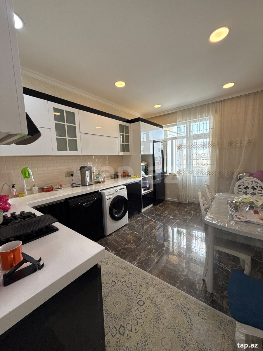 3-otaqlı yeni tikili, Xırdalan ş., 125 m²