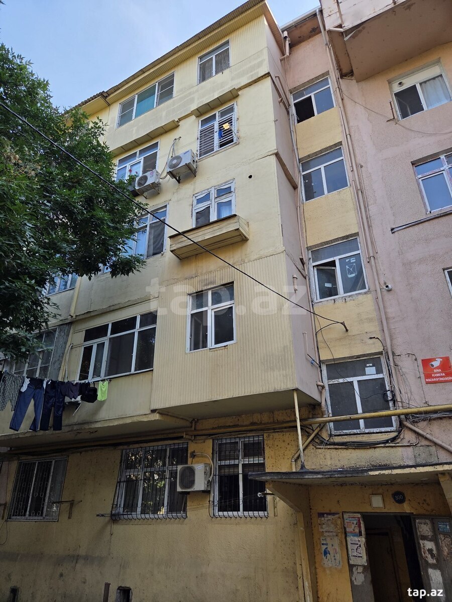2 otaqlı mənzil satılır, Bakı