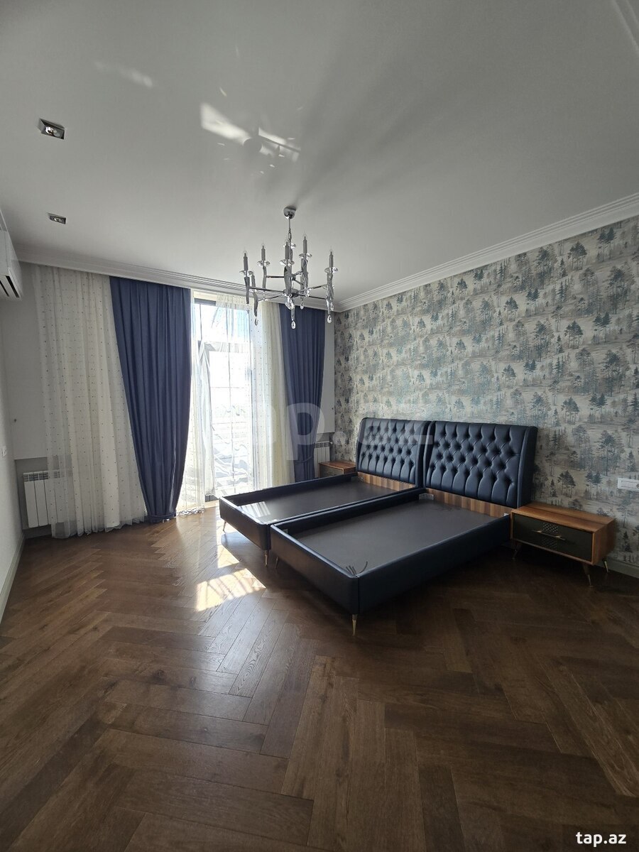 Villa, Qəbələ r.