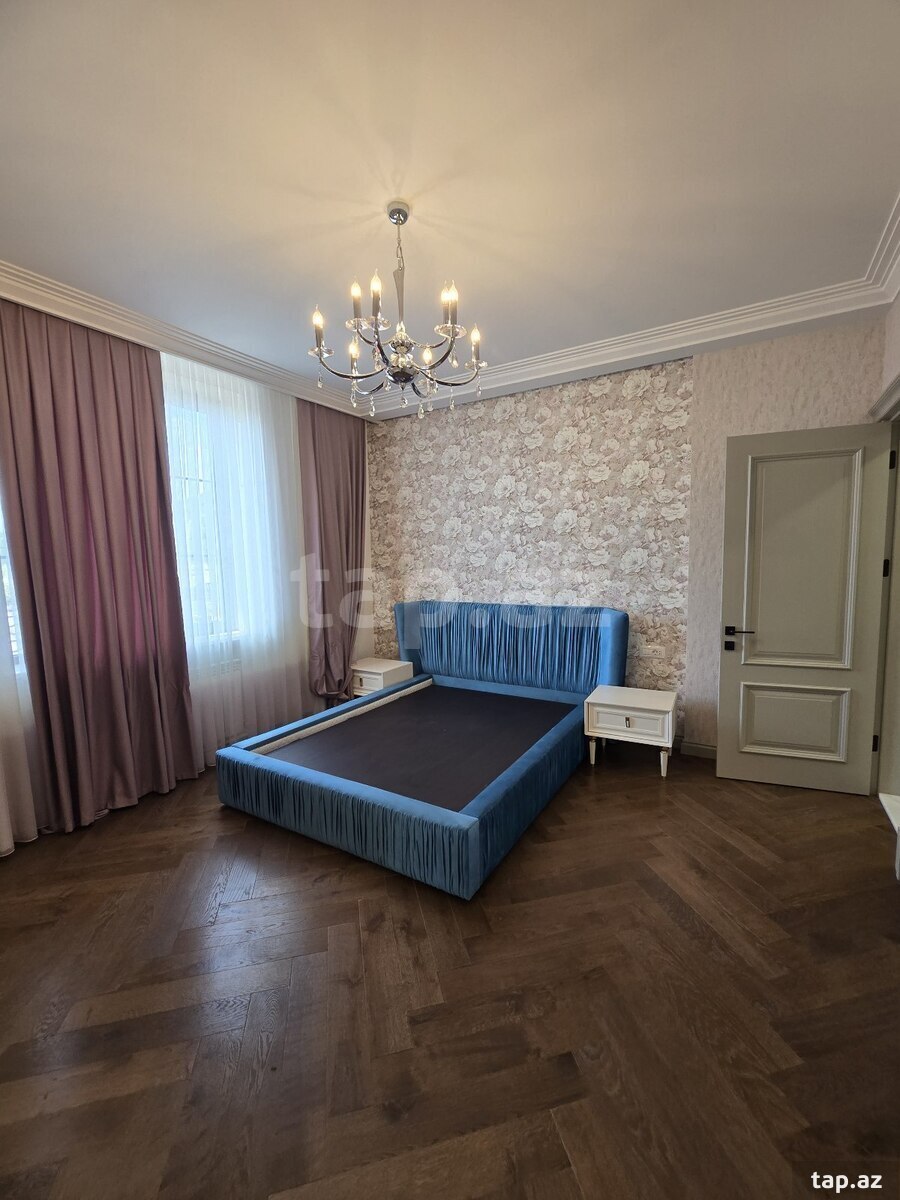 Villa, Qəbələ r.