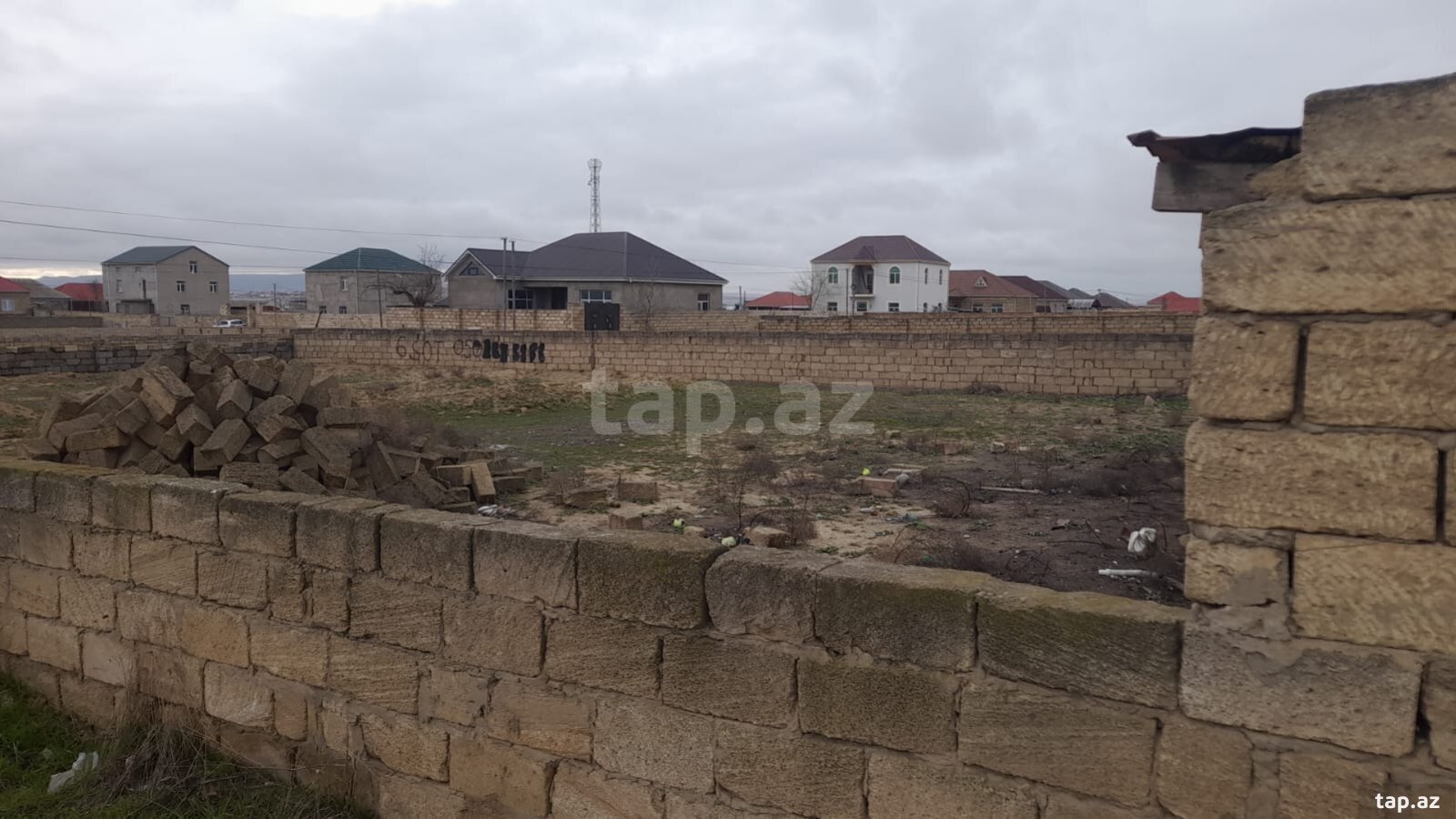 Land for sale, Baku