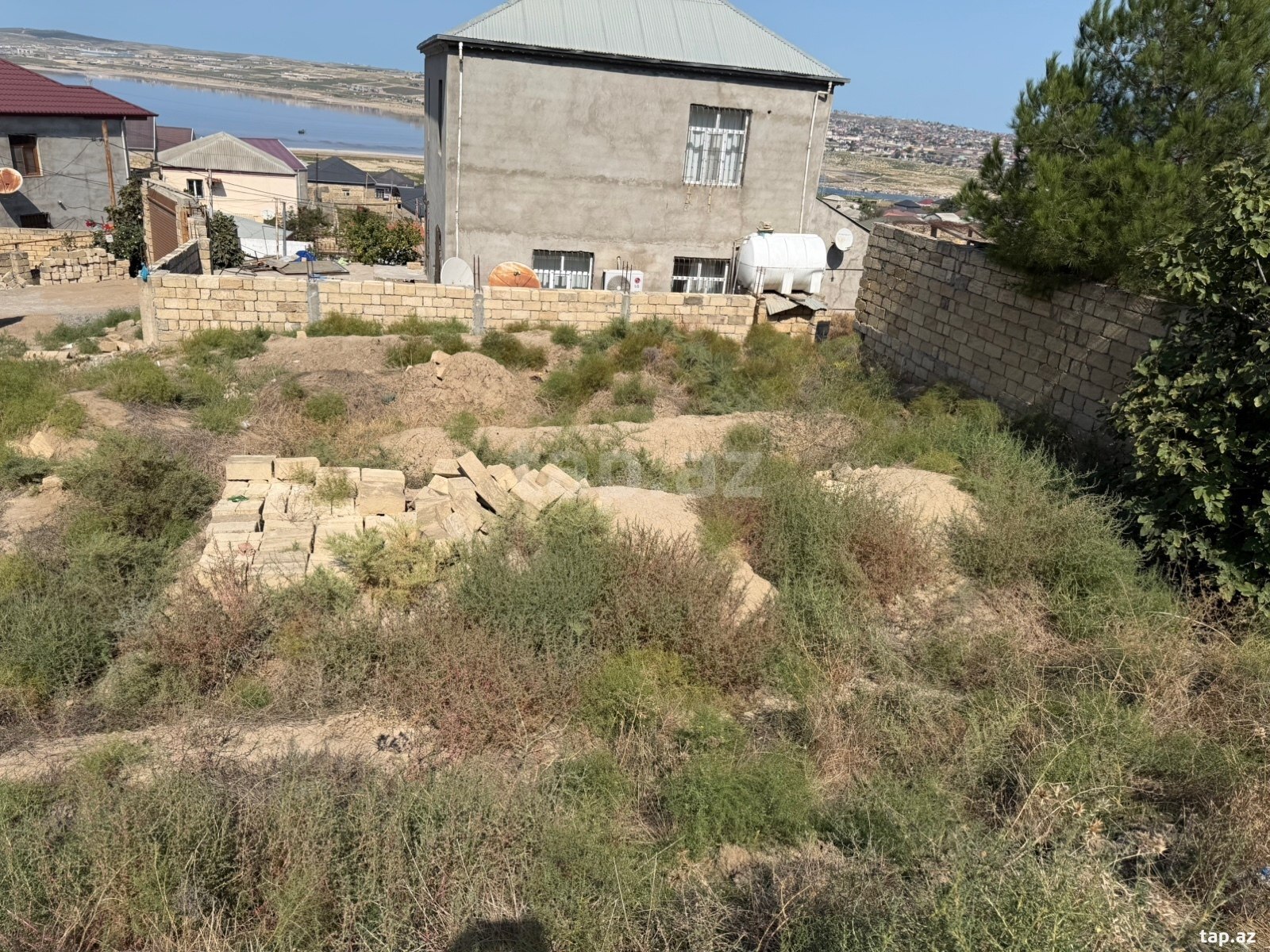 Land for sale, Baku