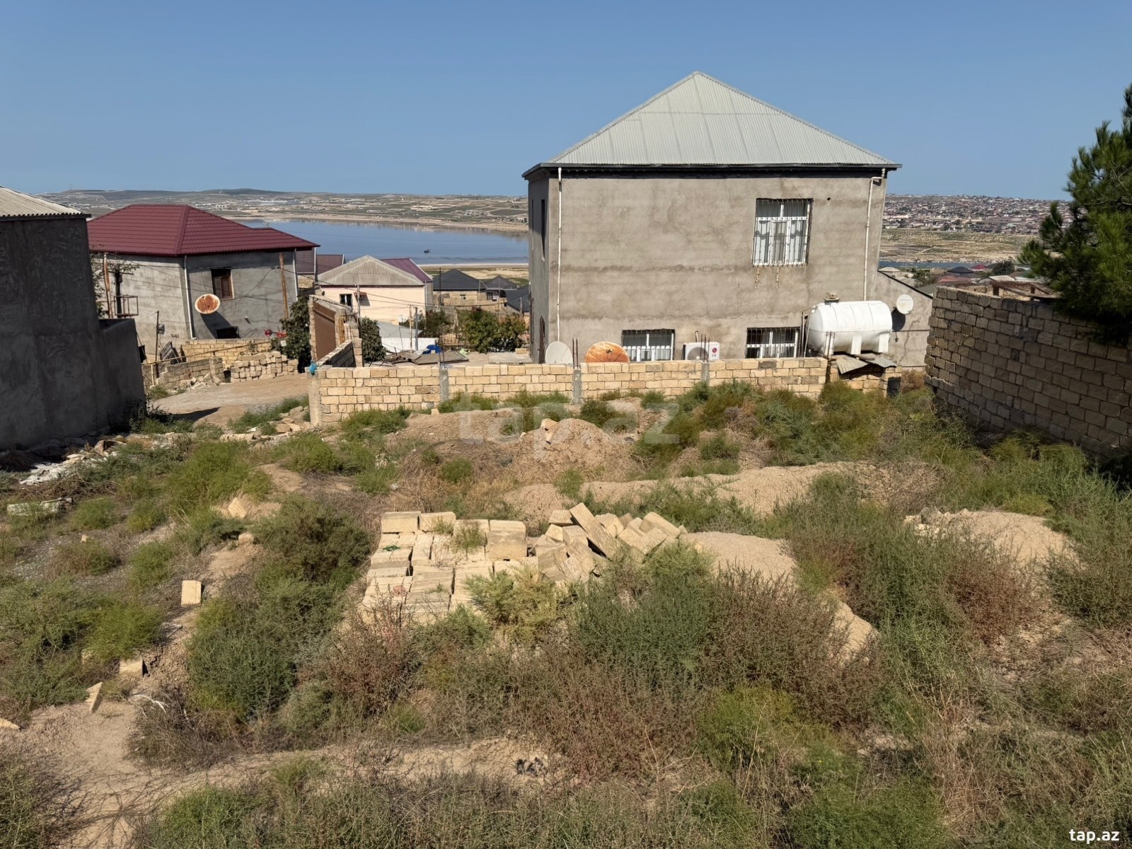 Land for sale, Baku