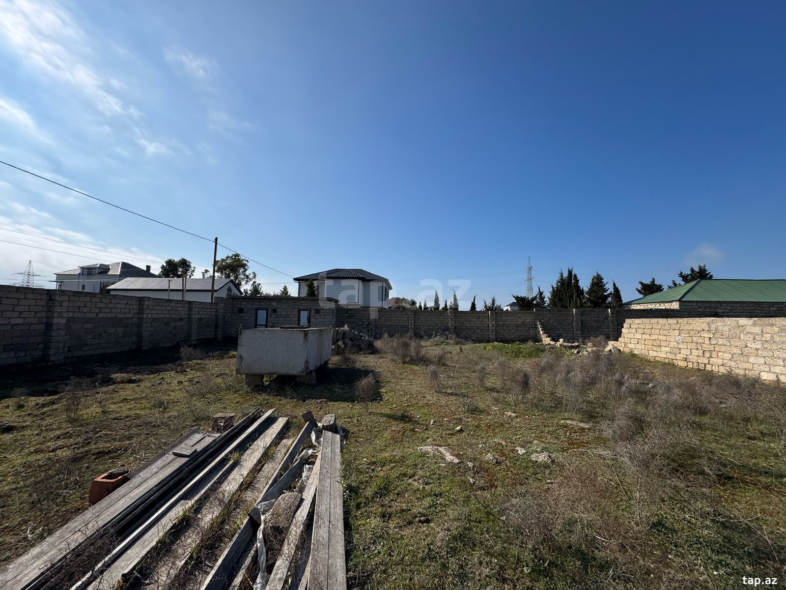Land for sale, Baku