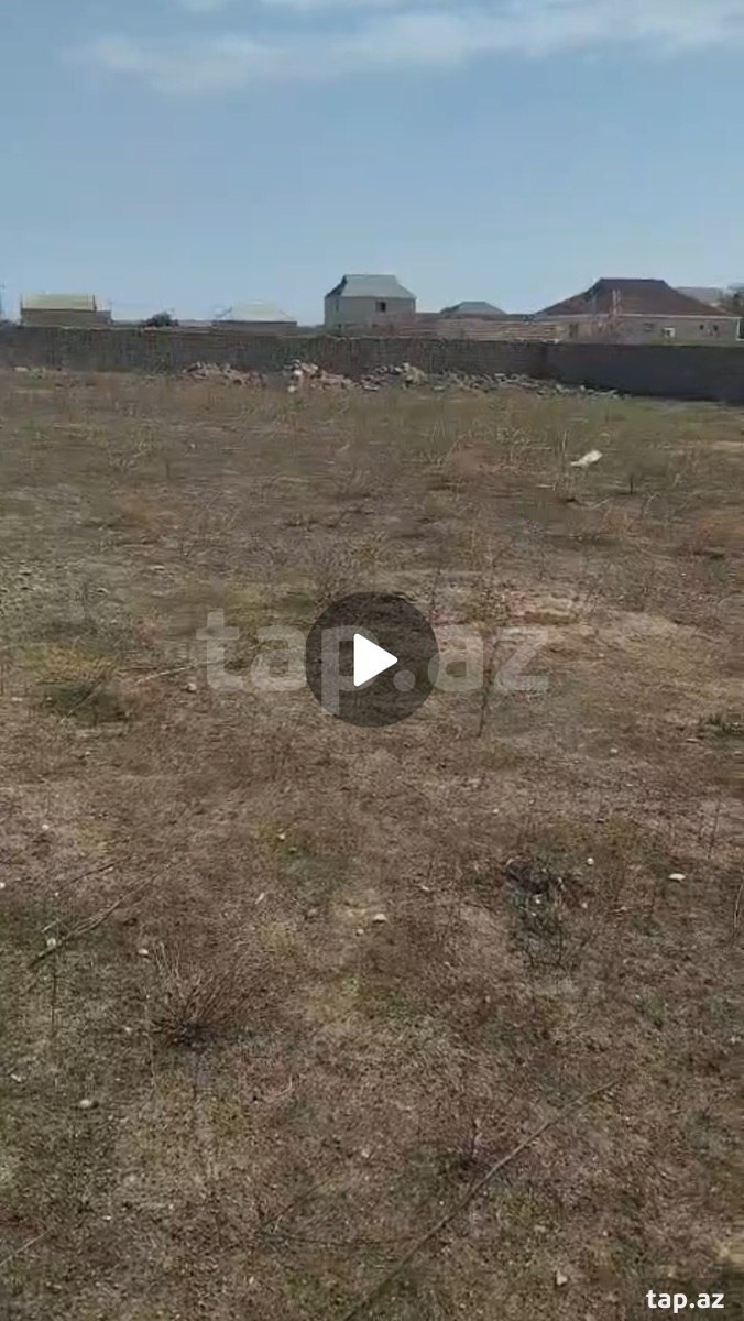 Torpaq satılır, Türkan, Bakı