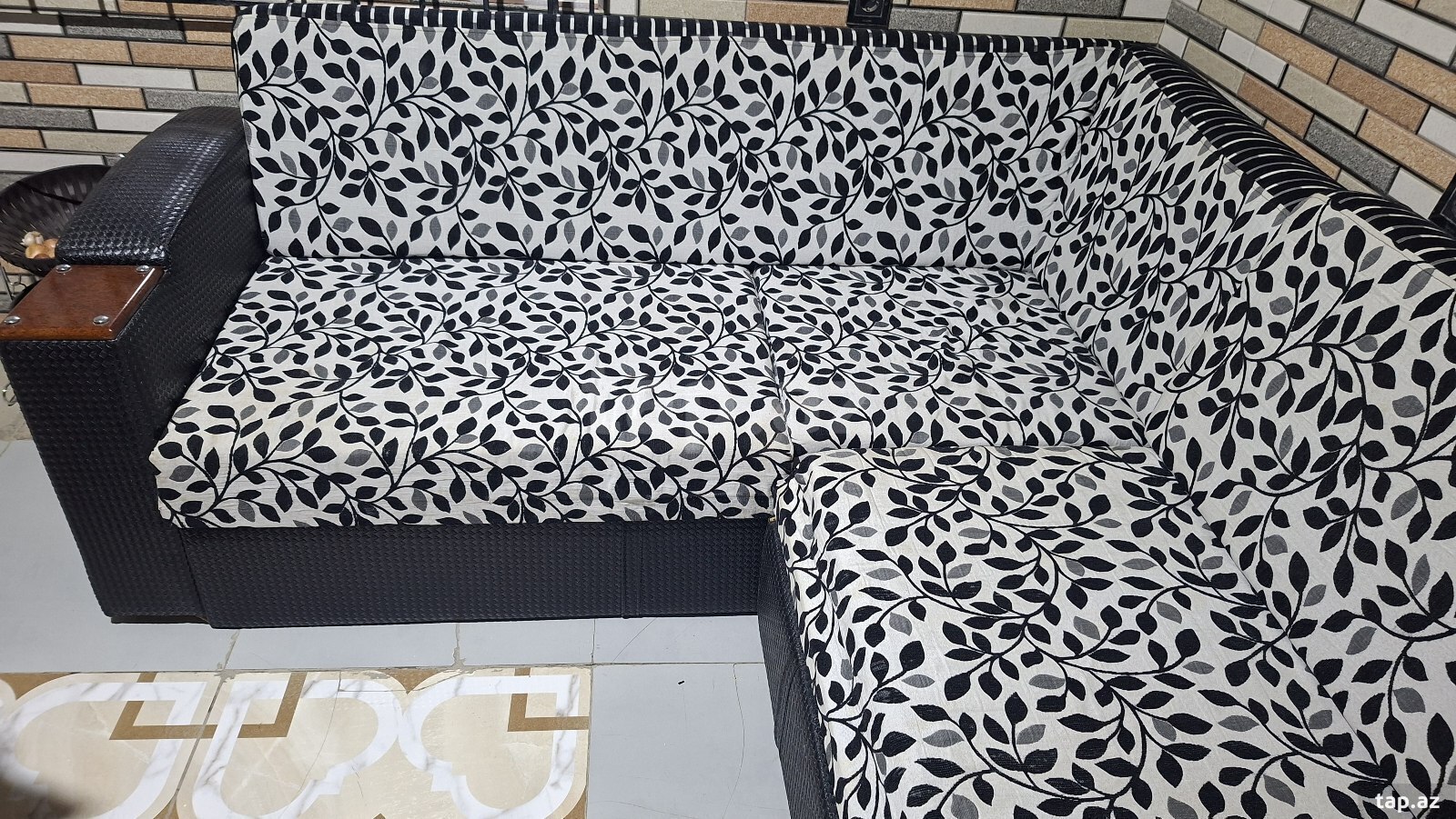 Künc divan