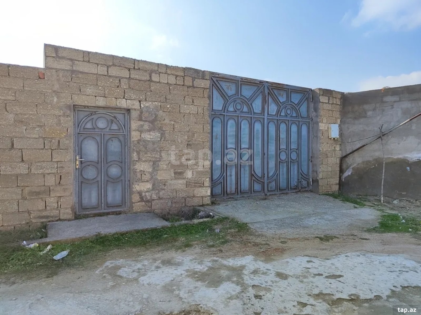 Torpaq satılır, Şüvəlan, Bakı