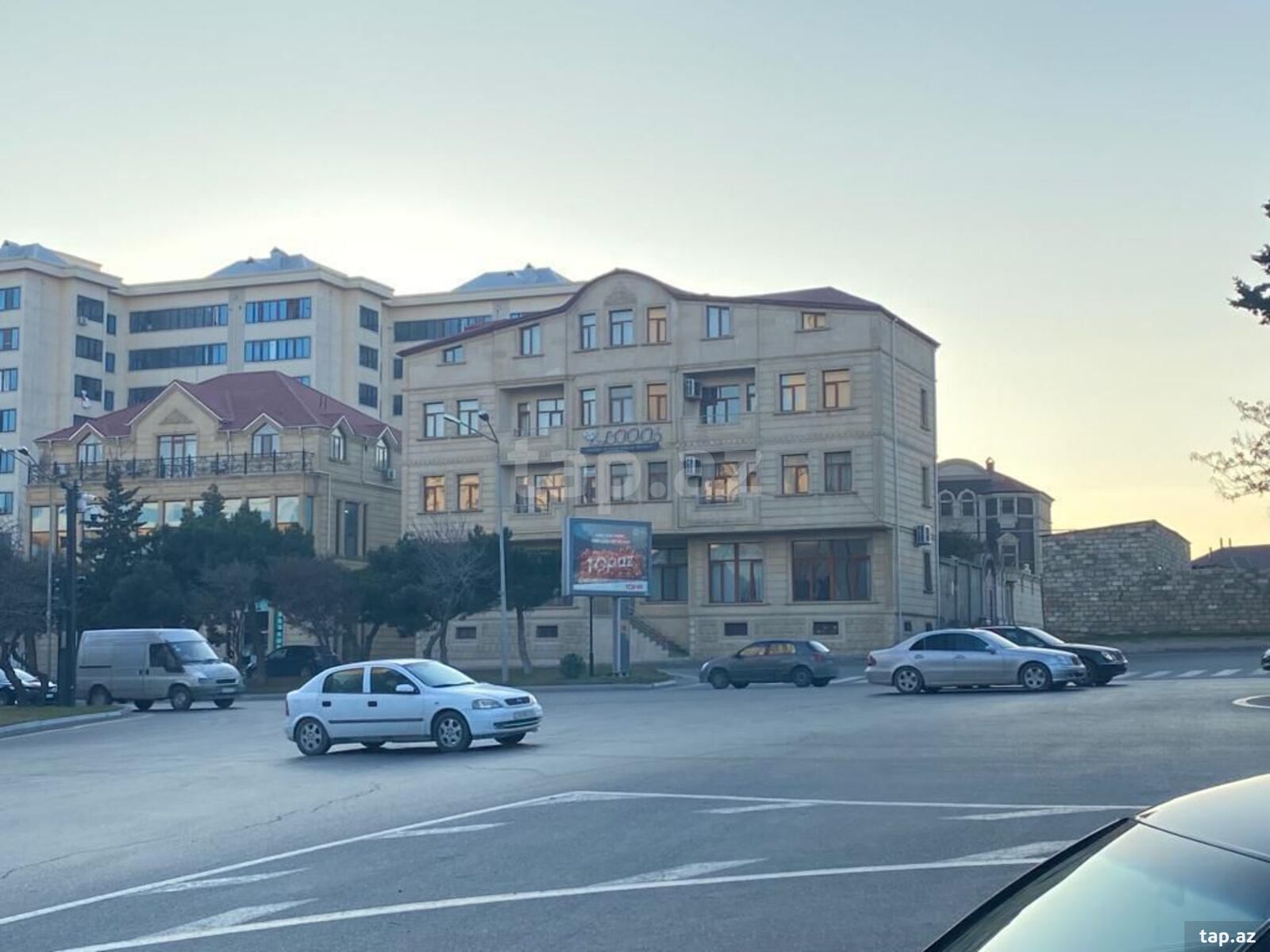 Коммерческий объект на продажу, пос. Бинагади, Баку
