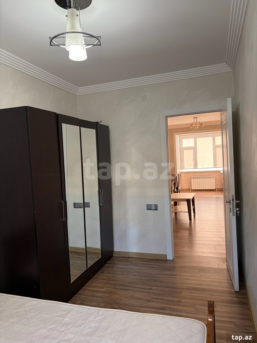 2-otaqlı mənzil kirayə verilir, H. Seyidzadə küç., 50 m²
