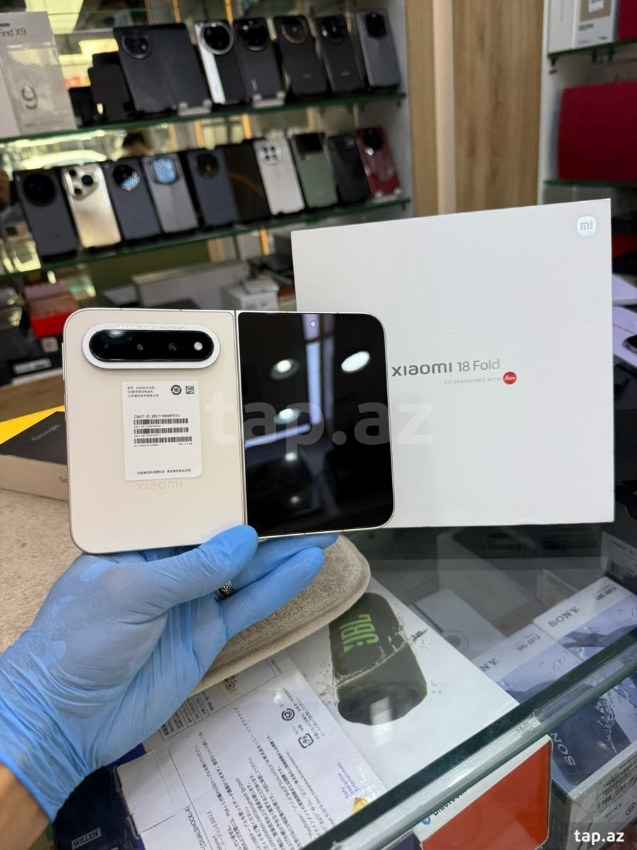 Xiaomi 18 Fold