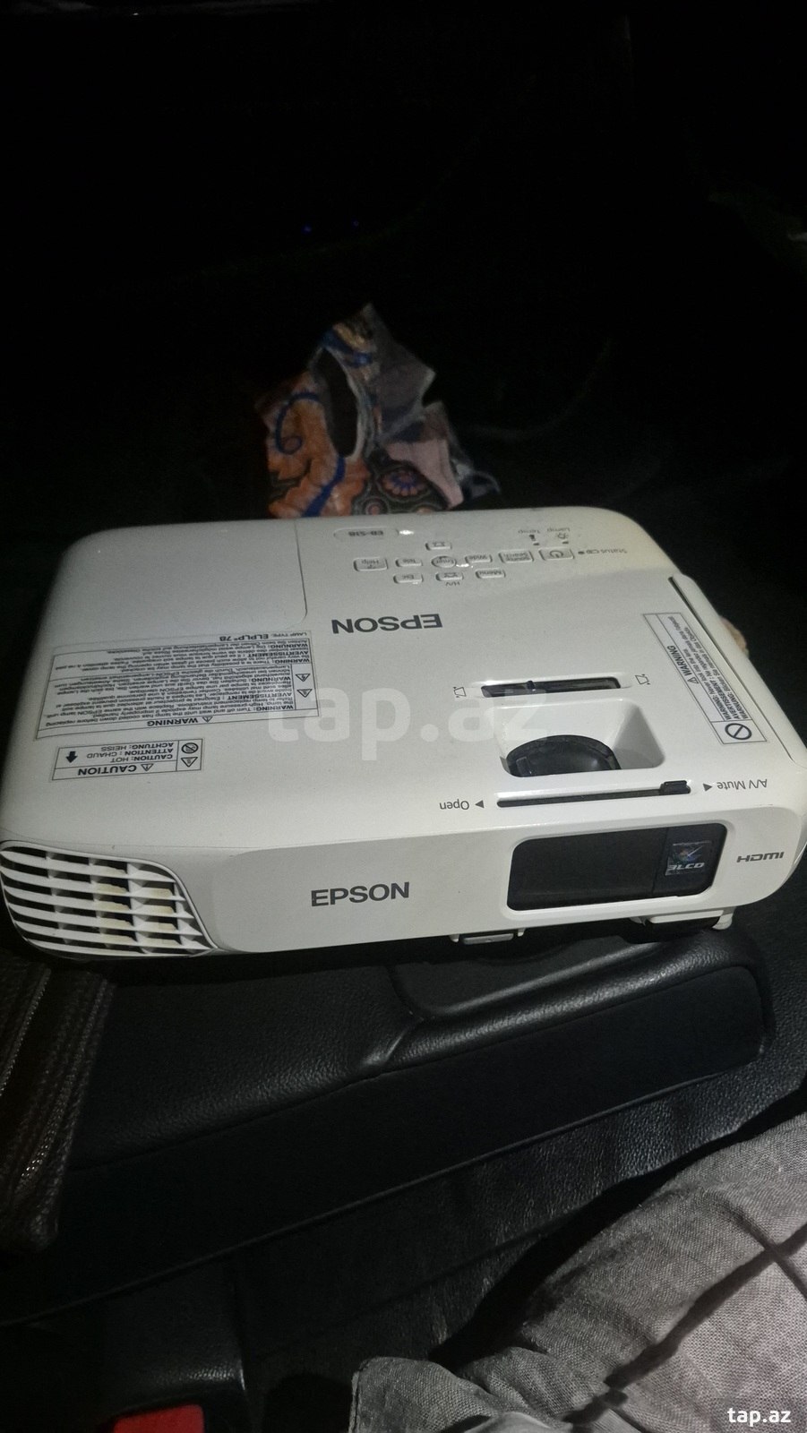 Proyektor H552B