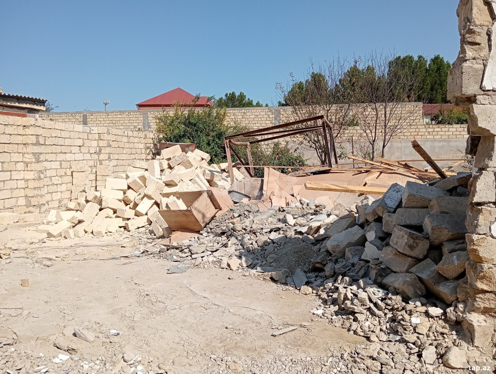 Land for sale, Baku