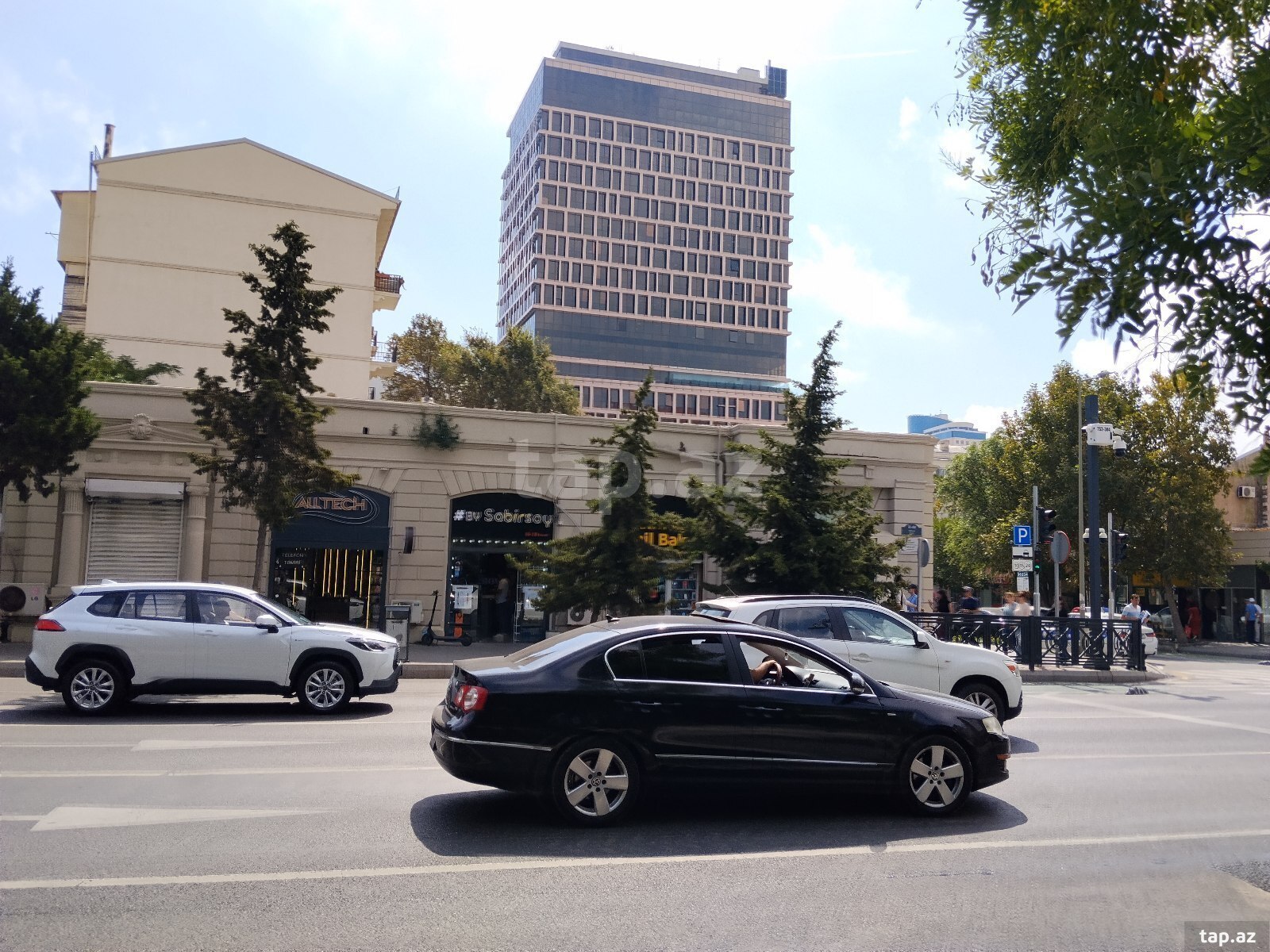 1 otaqlı mənzil kirayə verilir, Bakı