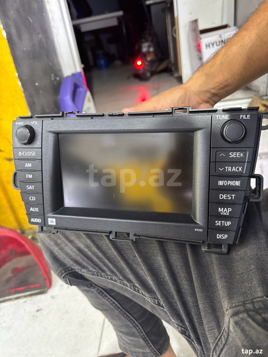 Toyota prius 30 monitoru