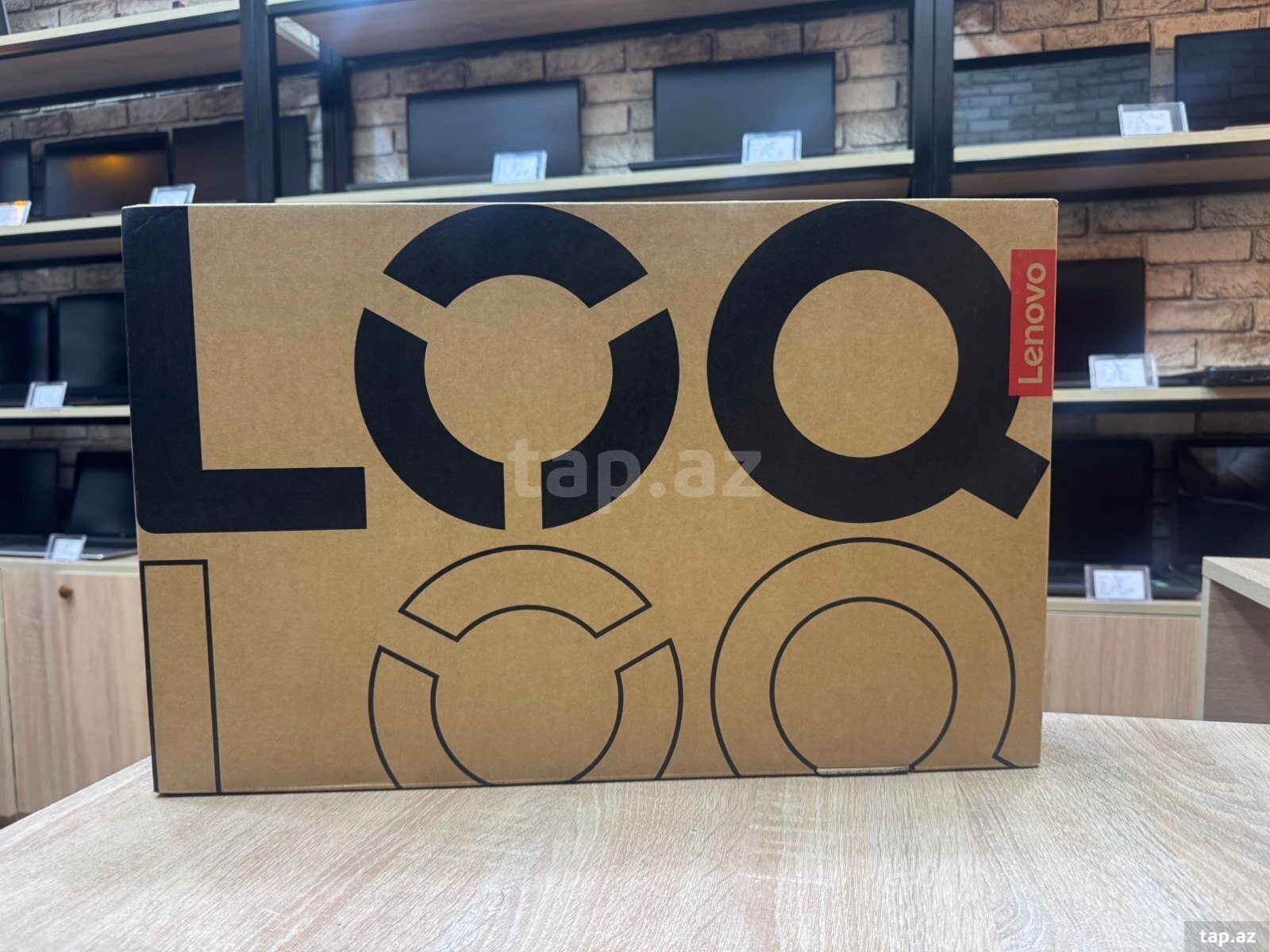 Noutbuk Lenovo LOQ 15ARP10