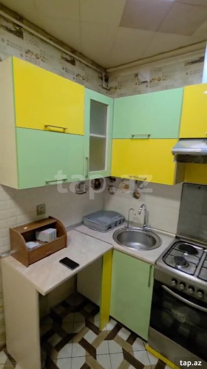 2-otaqlı mənzil kirayə verilir, Qaraçuxur qəs., 50 m²