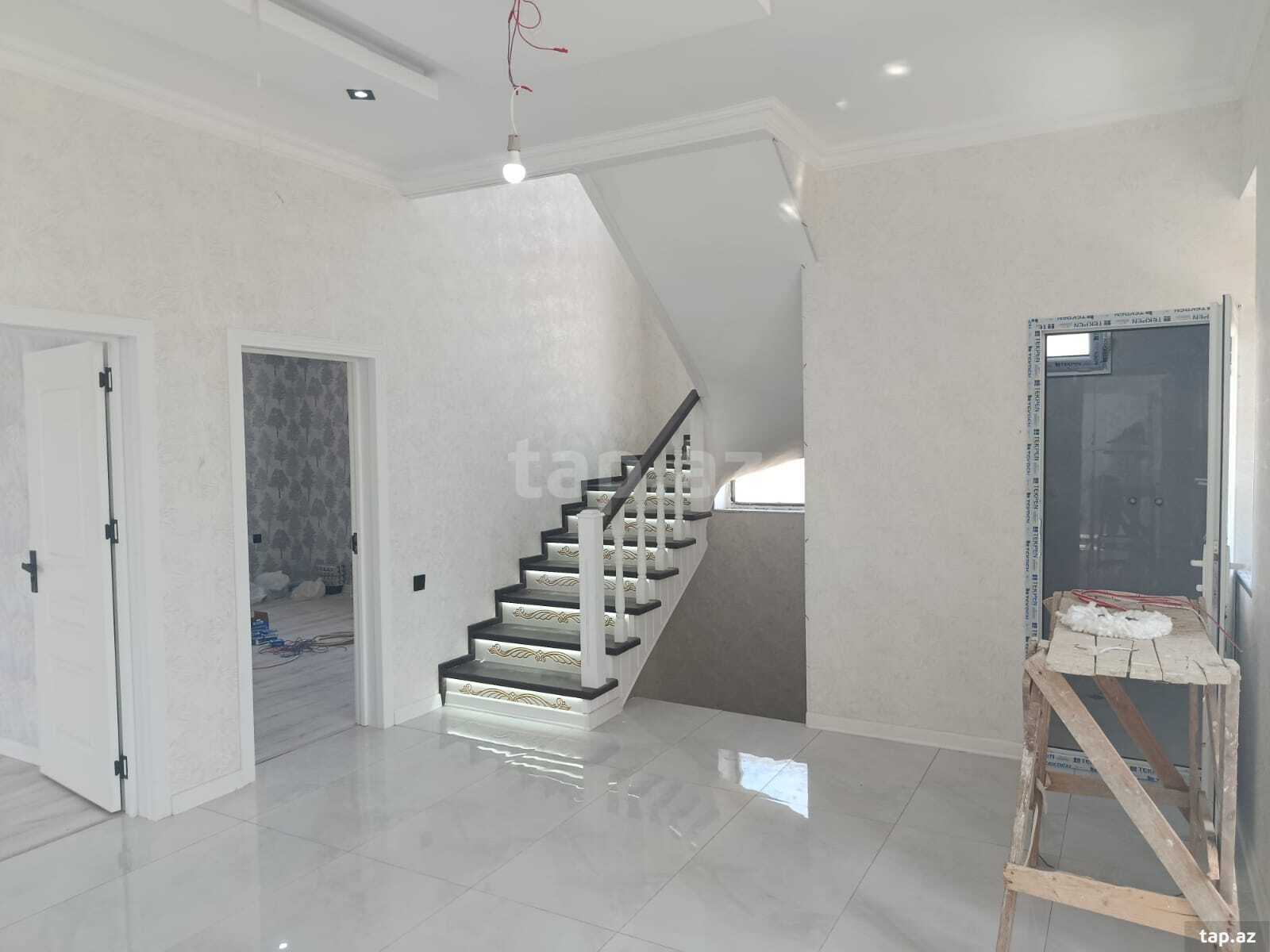 Həyət evi, Saray qəs.