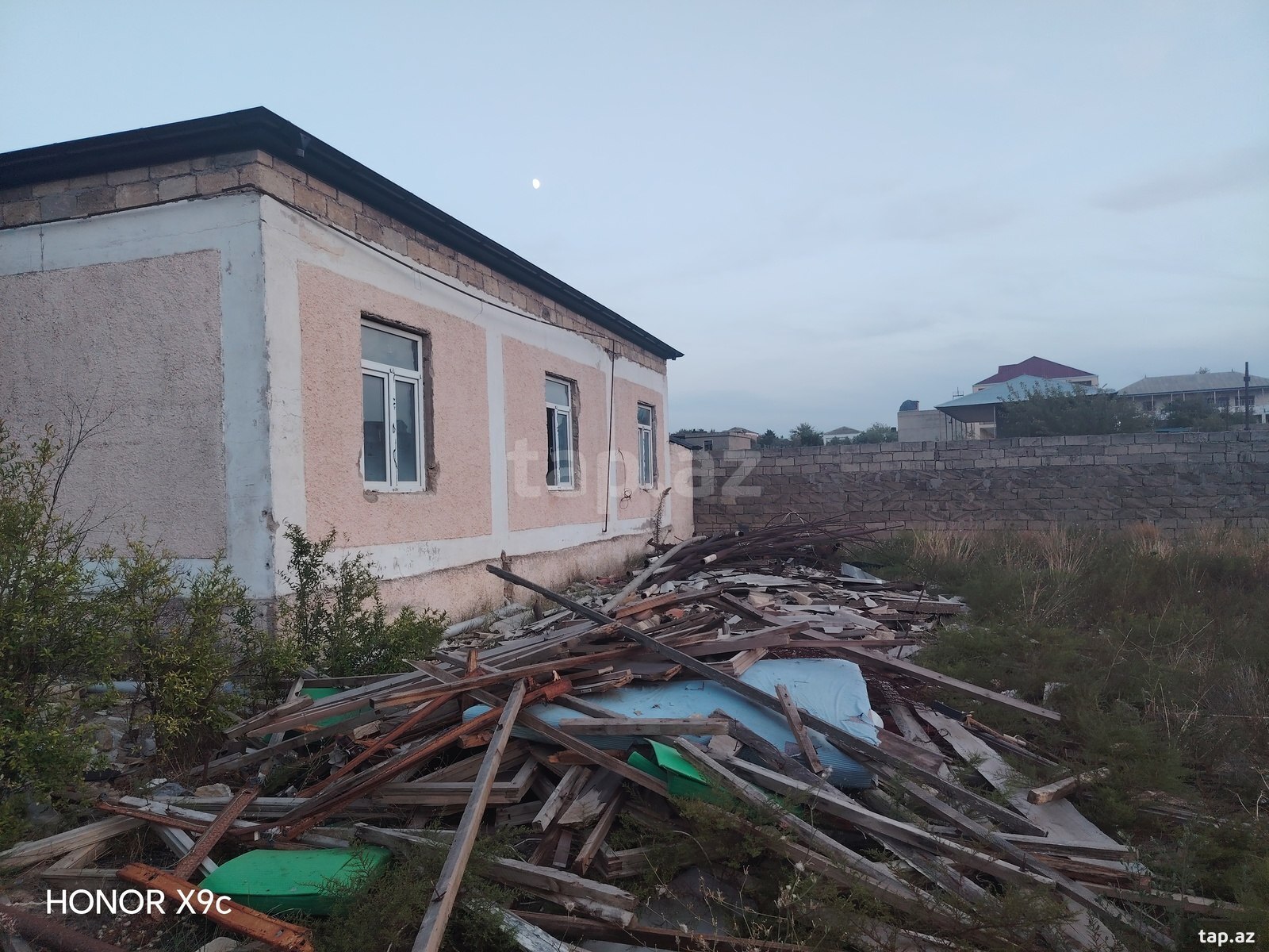 6-room country house for sale, Baku