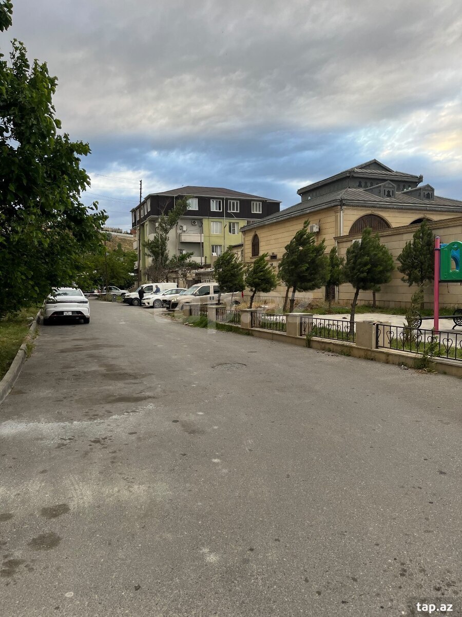 2 otaqlı mənzil satılır, Qaraçuxur, Bakı