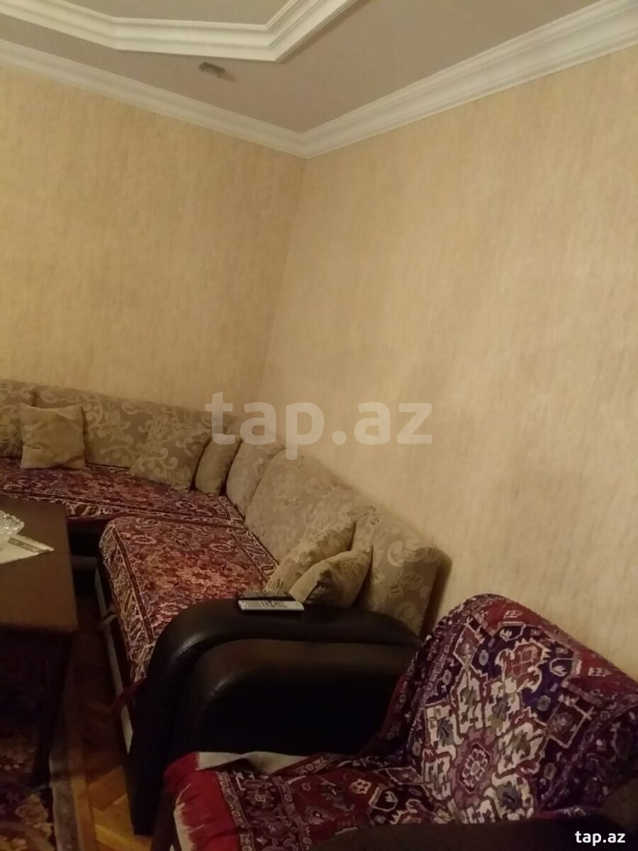 4-otaqlı mənzil, Gəncə ş., 100 m²