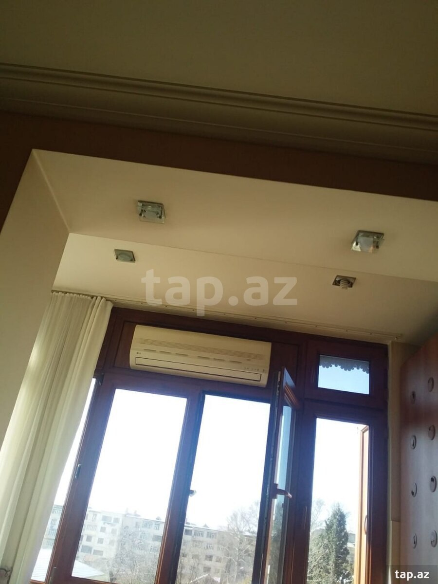 4-otaqlı mənzil, Gəncə ş., 100 m²