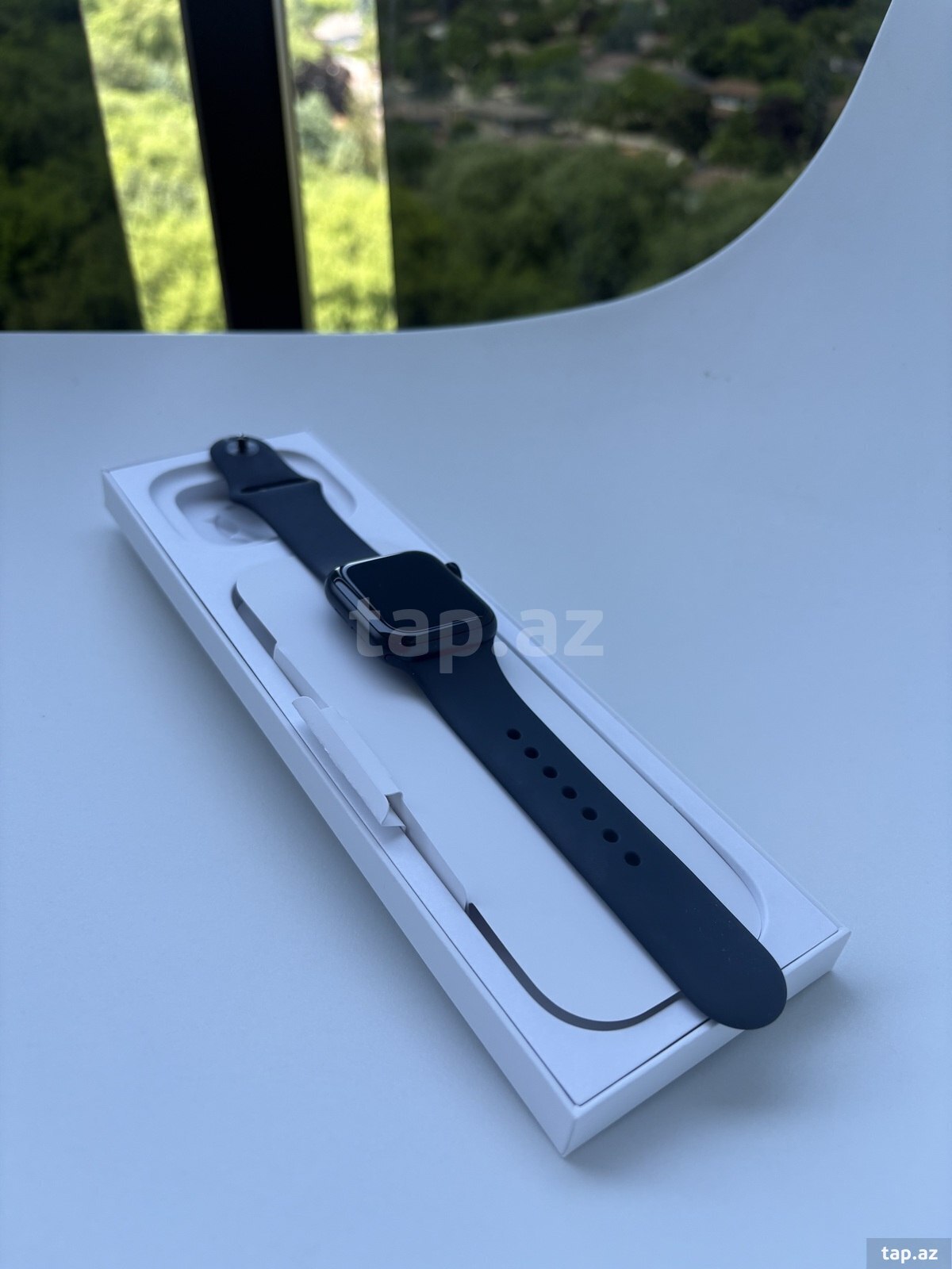 Apple Watch SE Space Gray 40mm